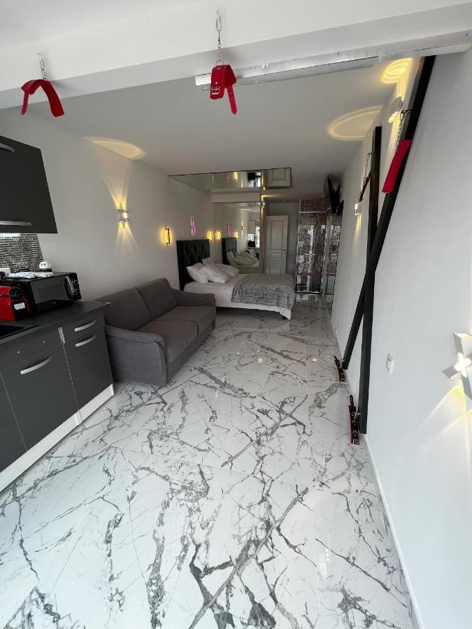 Fetish Studio Agde Kültér fotó